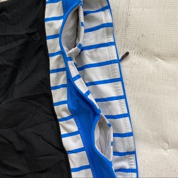 Lululemon Run: Inspire crop 2: deauville stripe Sz 2 - Picture 4 of 10